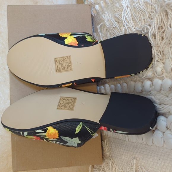 Vintage Havana NIB Betty Mule Black Floral - Picture 7 of 8